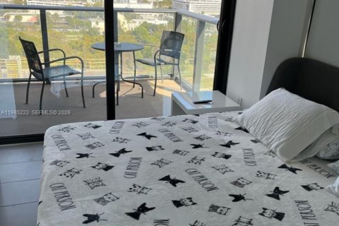 Снять в аренду кондоминиум в Майами, Флорида 2 спальни, 93.74м2, № 2050900 - фото 12