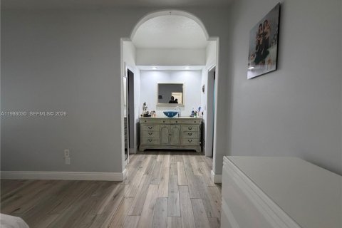 Снять в аренду виллу или дом в Майами-Лейкс, Флорида 3 спальни, 145.48м2, № 2047819 - фото 25