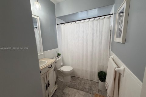 Снять в аренду виллу или дом в Майами-Лейкс, Флорида 3 спальни, 145.48м2, № 2047819 - фото 20