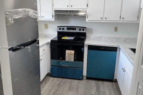 Touwnhouse à vendre à Miami, Floride: 3 chambres, 126.35 m2 № 2079684 - photo 15