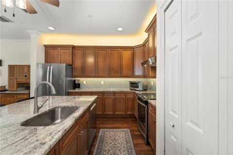 Townhouse in Orlando, Florida 3 bedrooms, 168.9 sq.m. № 2226196 - photo 10