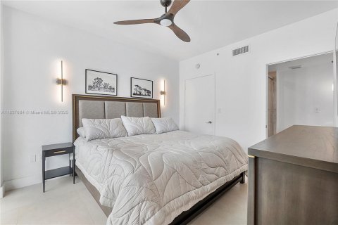 Снять в аренду кондоминиум в Майами-Бич, Флорида 1 спальня, 93.92м2, № 1822037 - фото 8