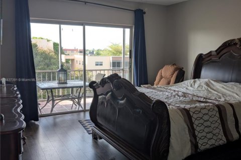 Condo in Plantation, Florida, 1 bedroom  № 1821928 - photo 16