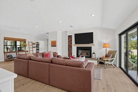 Villa ou maison à vendre à Newberry, Floride: 3 chambres, 191.66 m2 № 2407123 - photo 10