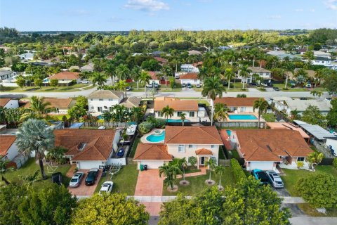 Купить виллу или дом в Майами, Флорида 3 спальни, 175.59м2, № 1970916 - фото 14