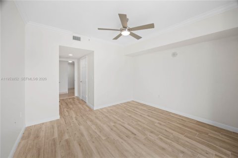 Copropriété à vendre à Hallandale Beach, Floride: 3 chambres, 161.46 m2 № 2009748 - photo 16
