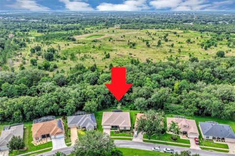 House in Leesburg, Florida 3 bedrooms, 219.16 sq.m. № 2197951