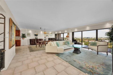 Copropriété à vendre à Miami, Floride: 2 chambres, 181.16 m2 № 1980399 - photo 4