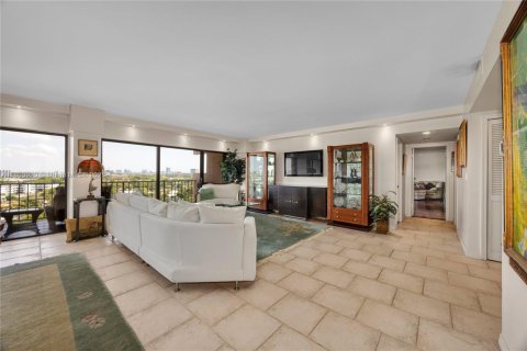 Copropriété à vendre à Miami, Floride: 2 chambres, 181.16 m2 № 1980399 - photo 6