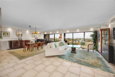 Copropriété à vendre à Miami, Floride: 2 chambres, 181.16 m2 № 1980399 - photo 3
