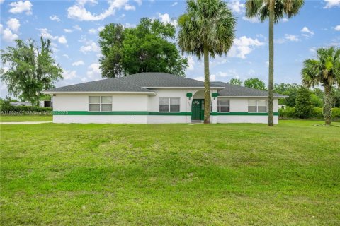 House in Ocala, Florida 3 bedrooms, 166.85 sq.m. № 1875200 - photo 1