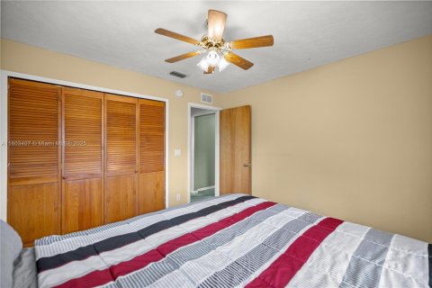 House in Ocala, Florida 3 bedrooms, 166.85 sq.m. № 1875200 - photo 22