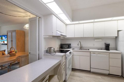 Купить кондоминиум в Лонгбоут-Ки, Флорида 6 комнат, 99.96м2, № 1839975 - фото 9