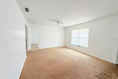 Villa ou maison à vendre à Deltona, Floride: 2 chambres, 89.28 m2 № 1853371 - photo 5