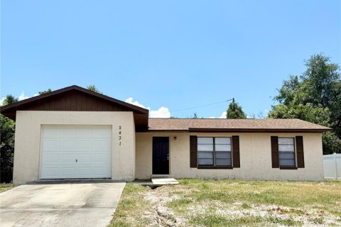 Villa ou maison à vendre à Deltona, Floride: 2 chambres, 89.28 m2 № 1853371 - photo 1