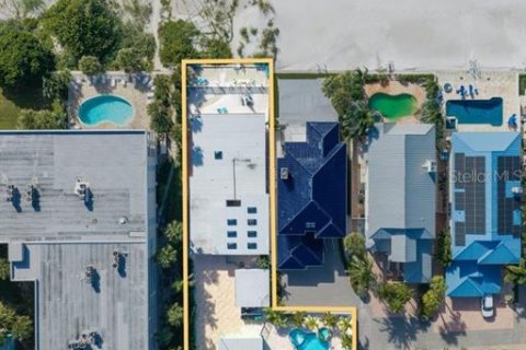 Villa ou maison à Indian Rocks Beach, Floride 5 chambres, 282.14 m2 № 2394188