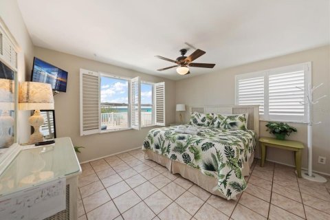Villa ou maison à vendre à Indian Rocks Beach, Floride: 5 chambres, 282.14 m2 № 2394188 - photo 22