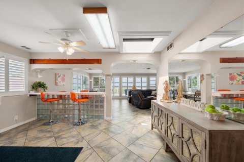 Villa ou maison à vendre à Indian Rocks Beach, Floride: 5 chambres, 282.14 m2 № 2394188 - photo 14