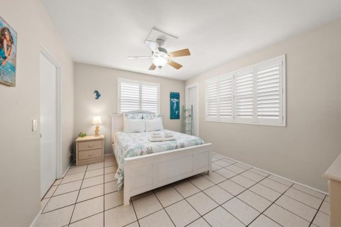Villa ou maison à vendre à Indian Rocks Beach, Floride: 5 chambres, 282.14 m2 № 2394188 - photo 27