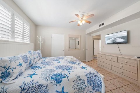 Villa ou maison à vendre à Indian Rocks Beach, Floride: 5 chambres, 282.14 m2 № 2394188 - photo 25
