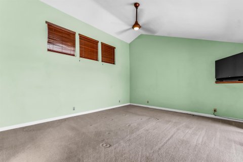 House in Plantation, Florida 4 bedrooms, 361.02 sq.m. № 2086913 - photo 23