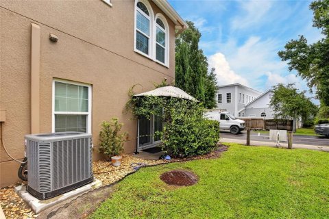 Adosado en venta en Brandon, Florida, 3 dormitorios, 126.16 m2 № 2196574 - foto 24