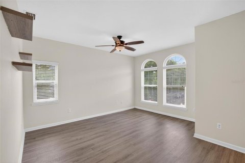 Adosado en venta en Brandon, Florida, 3 dormitorios, 126.16 m2 № 2196574 - foto 9