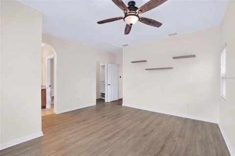 Adosado en venta en Brandon, Florida, 3 dormitorios, 126.16 m2 № 2196574 - foto 10