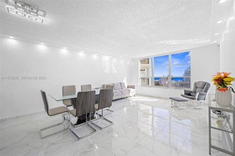 Condominio en venta en Miami Beach, Florida, 1 dormitorio, 76.18 m2 № 2090581 - foto 7