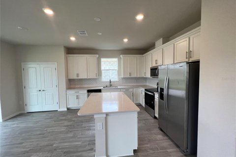 Casa en venta en Clermont, Florida, 4 dormitorios, 205.13 m2 № 2213550 - foto 17