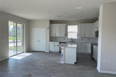 Casa en venta en Clermont, Florida, 4 dormitorios, 205.13 m2 № 2213550 - foto 5