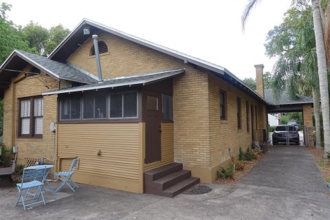 House in Lakeland, Florida 3 bedrooms, 163.14 sq.m. № 2150359 - photo 5