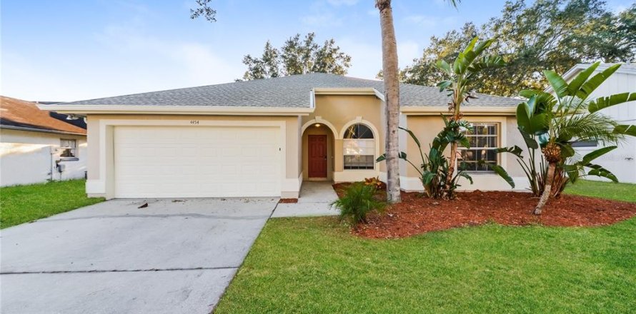 Casa en Bradenton, Florida 3 dormitorios, 116.87 m2 № 1913495