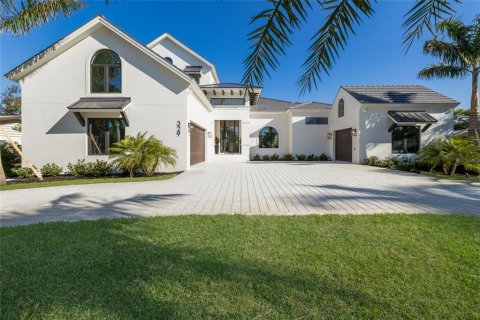 House in Sarasota, Florida 4 bedrooms, 455.78 sq.m. № 2093262 - photo 18