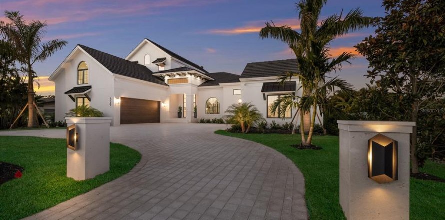 House in Sarasota, Florida 4 bedrooms, 455.78 sq.m. № 2093262