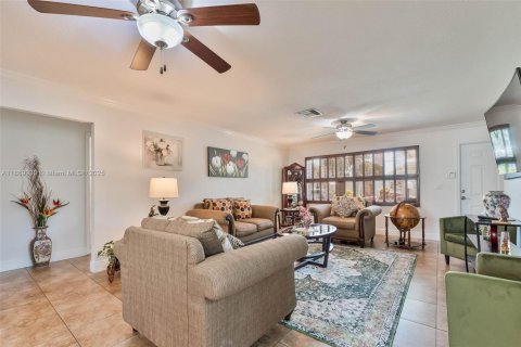 Villa ou maison à vendre à Plantation, Floride: 3 chambres, 129.88 m2 № 2268563 - photo 5