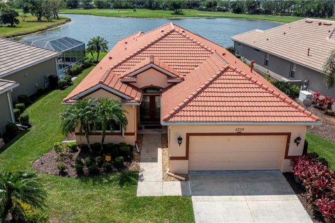 Casa en venta en North Port, Florida, 3 dormitorios, 206.99 m2 № 1733769 - foto 1