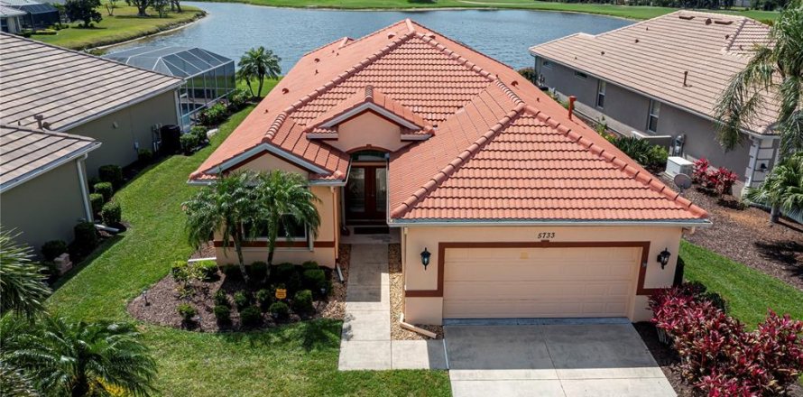 Casa en North Port, Florida 3 dormitorios, 206.99 m2 № 1733769
