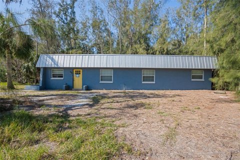 House in Port Richey, Florida 3 bedrooms, 118.54 sq.m. № 1563872 - photo 1
