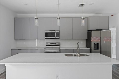 Casa en venta en Ocala, Florida, 4 dormitorios, 139.63 m2 № 1717814 - foto 4