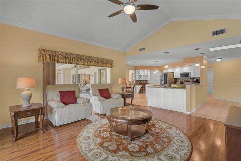 Villa ou maison à vendre à Sarasota, Floride: 3 chambres, 241.08 m2 № 2391678 - photo 30