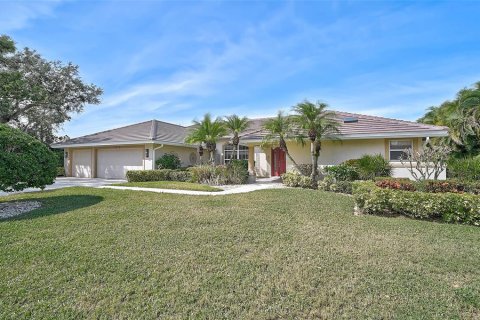 Villa ou maison à vendre à Sarasota, Floride: 3 chambres, 241.08 m2 № 2391678 - photo 5