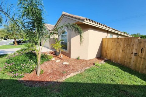 Casa en venta en Delray Beach, Florida, 3 dormitorios, 174.1 m2 № 1092969 - foto 1