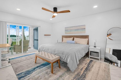 Condo in Longboat Key, Florida, 2 bedrooms  № 1834993 - photo 27