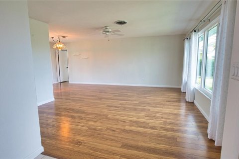 Casa en alquiler en Venice, Florida, 2 dormitorios, 149.48 m2 № 1819555 - foto 3