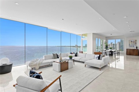 Condo in Tampa, Florida, 4 bedrooms  № 1843154 - photo 7