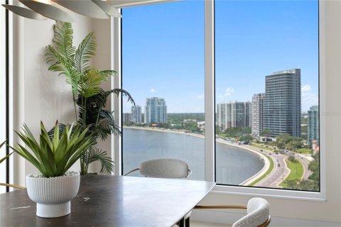 Condo in Tampa, Florida, 4 bedrooms  № 1843154 - photo 19