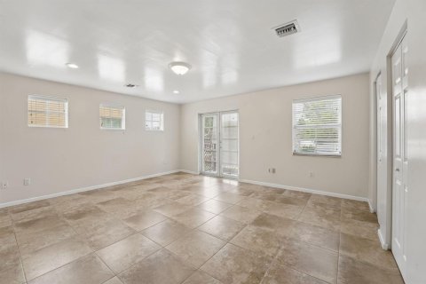Adosado en venta en Fort Lauderdale, Florida, 4 dormitorios, 281.87 m2 № 2147214 - foto 17
