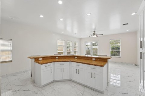 Adosado en venta en Fort Lauderdale, Florida, 4 dormitorios, 281.87 m2 № 2147214 - foto 8