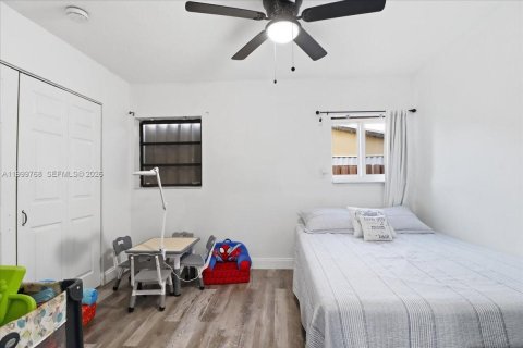 Villa ou maison à louer à Hollywood, Floride: 3 chambres, 131.92 m2 № 2091301 - photo 29